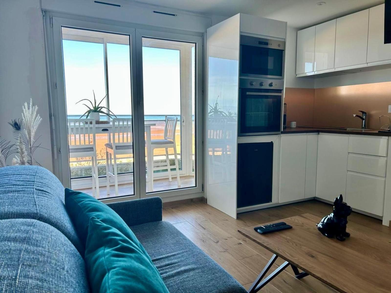 Mettons Les Voiles - Appt Vue Mer Avec Loggia Bernières-sur-Mer 외부 사진