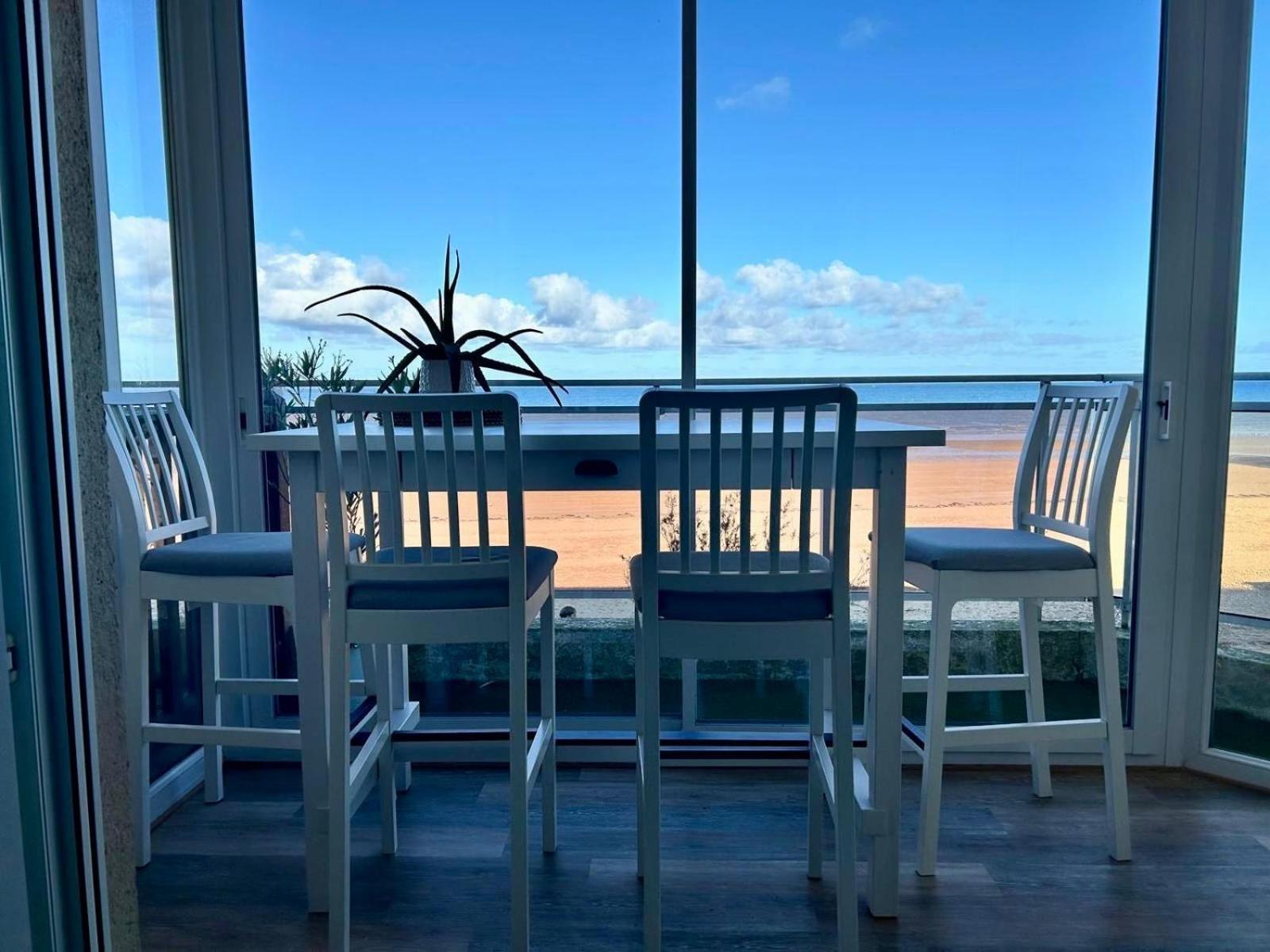 Mettons Les Voiles - Appt Vue Mer Avec Loggia Bernières-sur-Mer 외부 사진